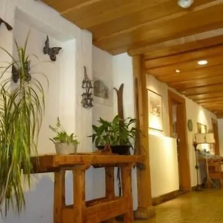 Post Hardermannli Отель Unterseen