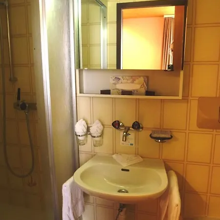 Hotel Post Hardermannli 2*