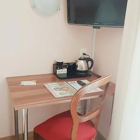 哈德曼尼邮局酒店